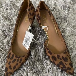 Mossimo Supply Co Cheetah Print Pumps